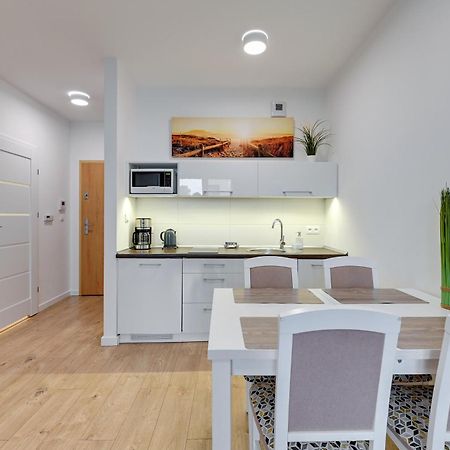Apartament Nadmorskie Spektrum & Parking Gdansk Exterior photo