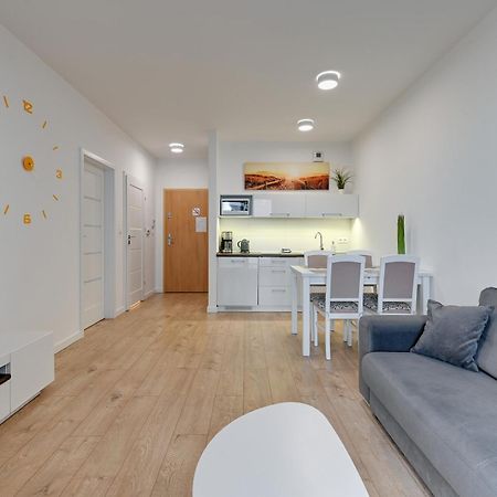Apartament Nadmorskie Spektrum & Parking Gdansk Exterior photo