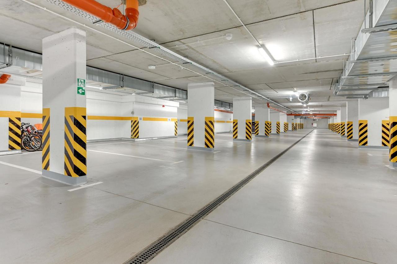 Apartament Nadmorskie Spektrum & Parking Gdansk Exterior photo
