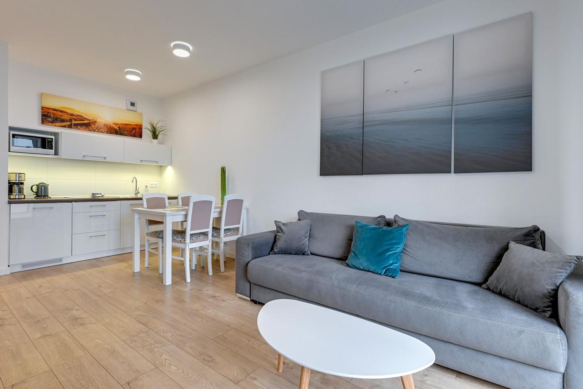 Apartament Nadmorskie Spektrum & Parking Gdansk Exterior photo